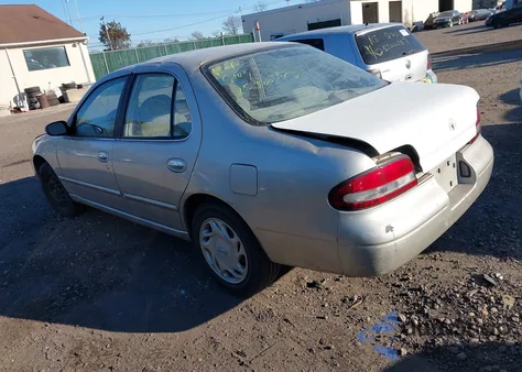 1997 Nissan Altima Gle/Gxe/Se/Xe z USA, uszkodzony, nr VIN 1N4BU31D4VC124316